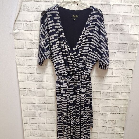 Beach Girl Living Black and White Sheath Jumpsuit with Plunge Neckline - Picture 1 of 5